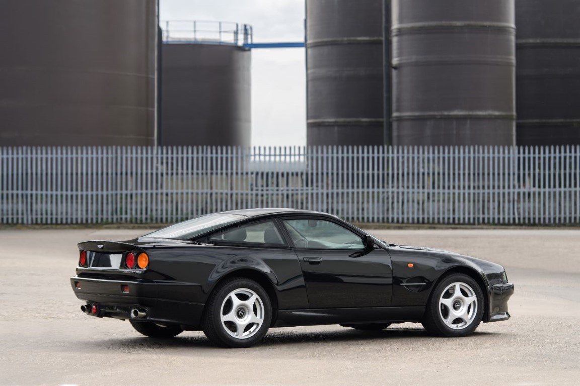 Aston Martin Virage Vantage V600 (Manual)